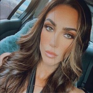 Meet your Posher, Tabatha